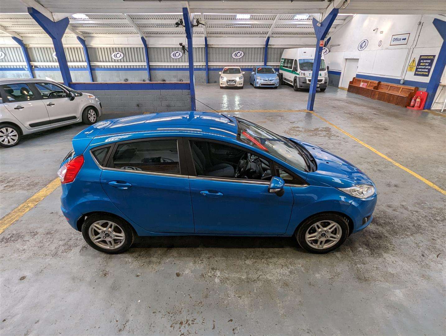 <p>2013 FORD FIESTA ZETEC</p>