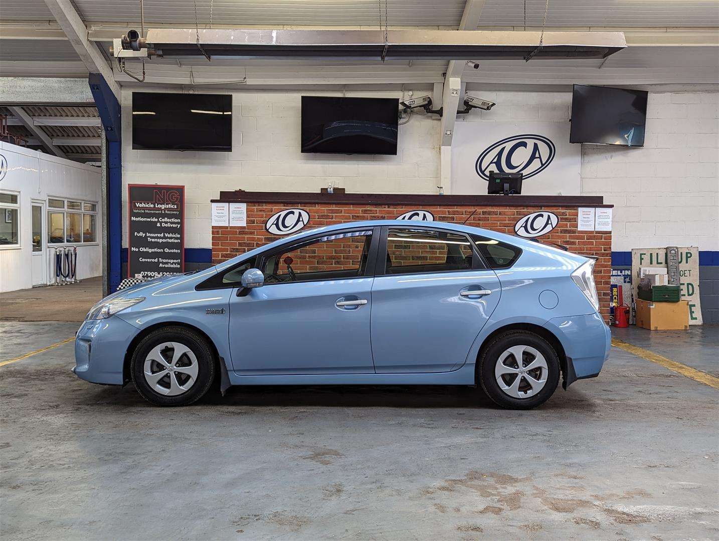 <p>2012 TOYOTA PRIUS PLUG-IN HYBRID CVT</p>