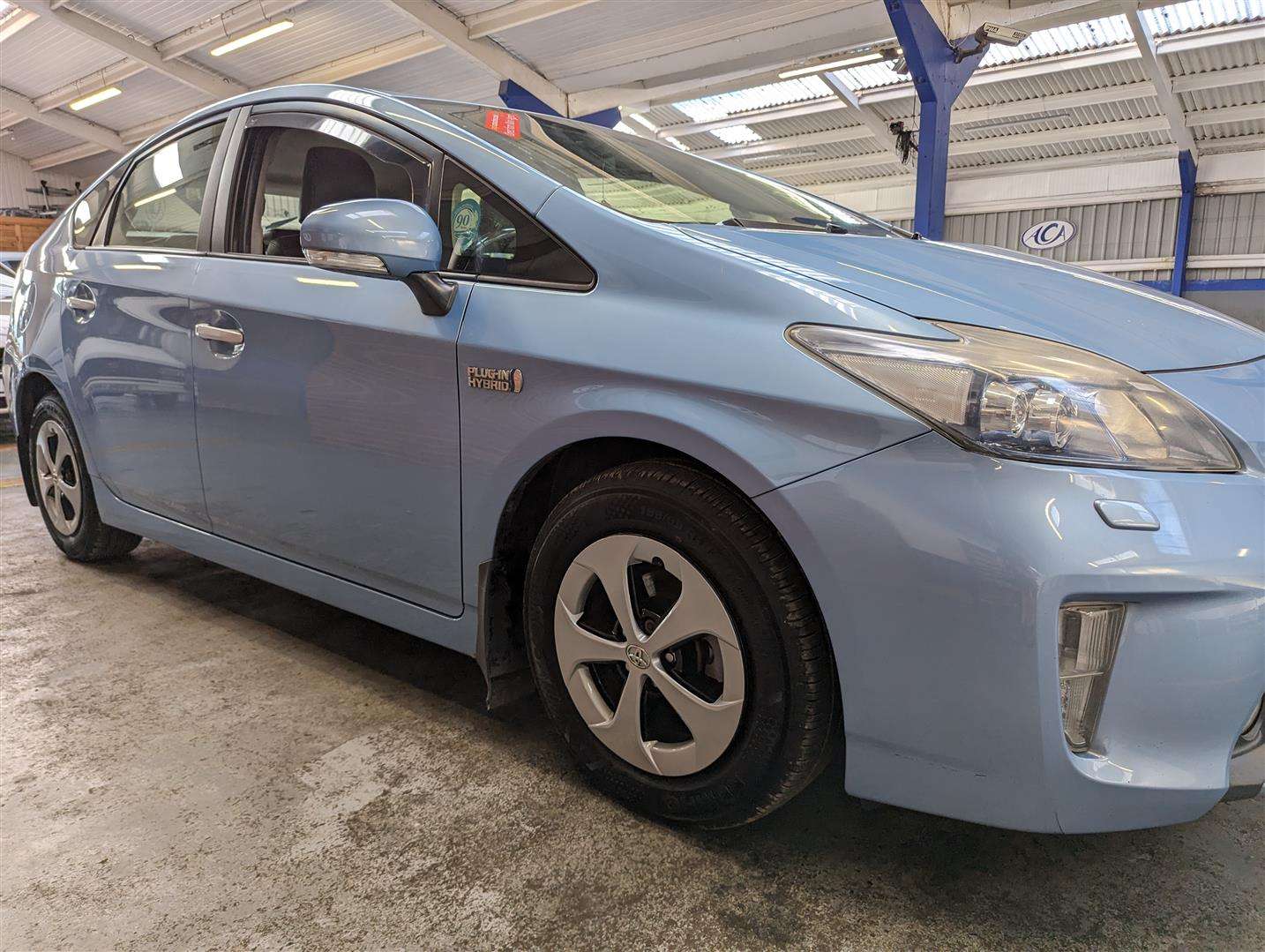 <p>2012 TOYOTA PRIUS PLUG-IN HYBRID CVT</p>