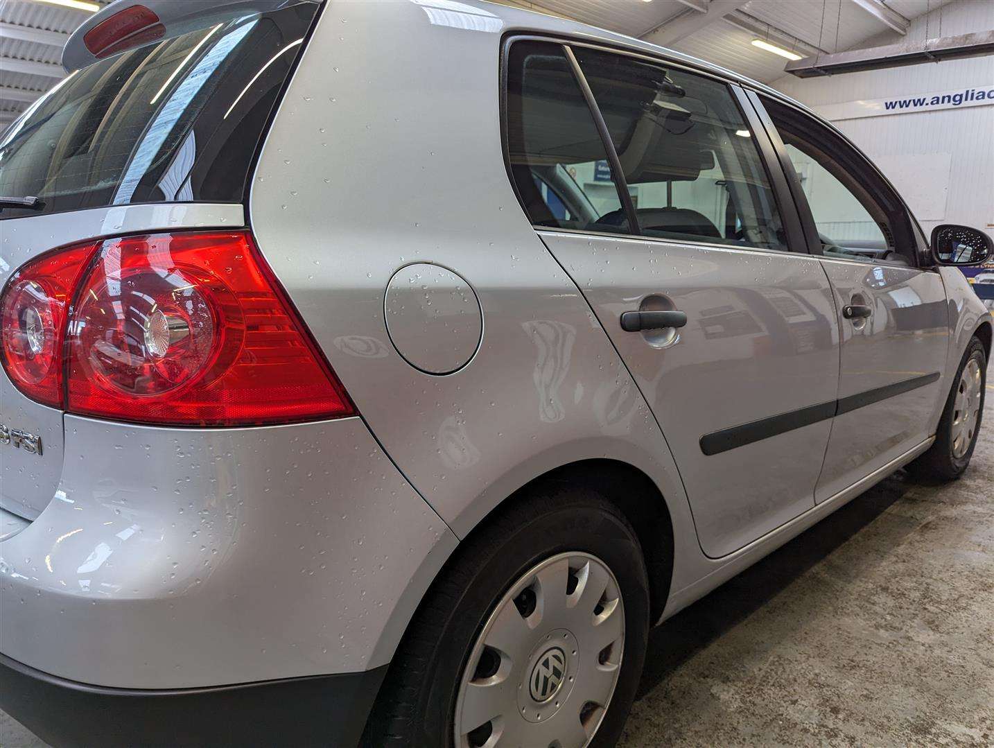 <p>2007 VOLKSWAGEN GOLF S AUTO</p>