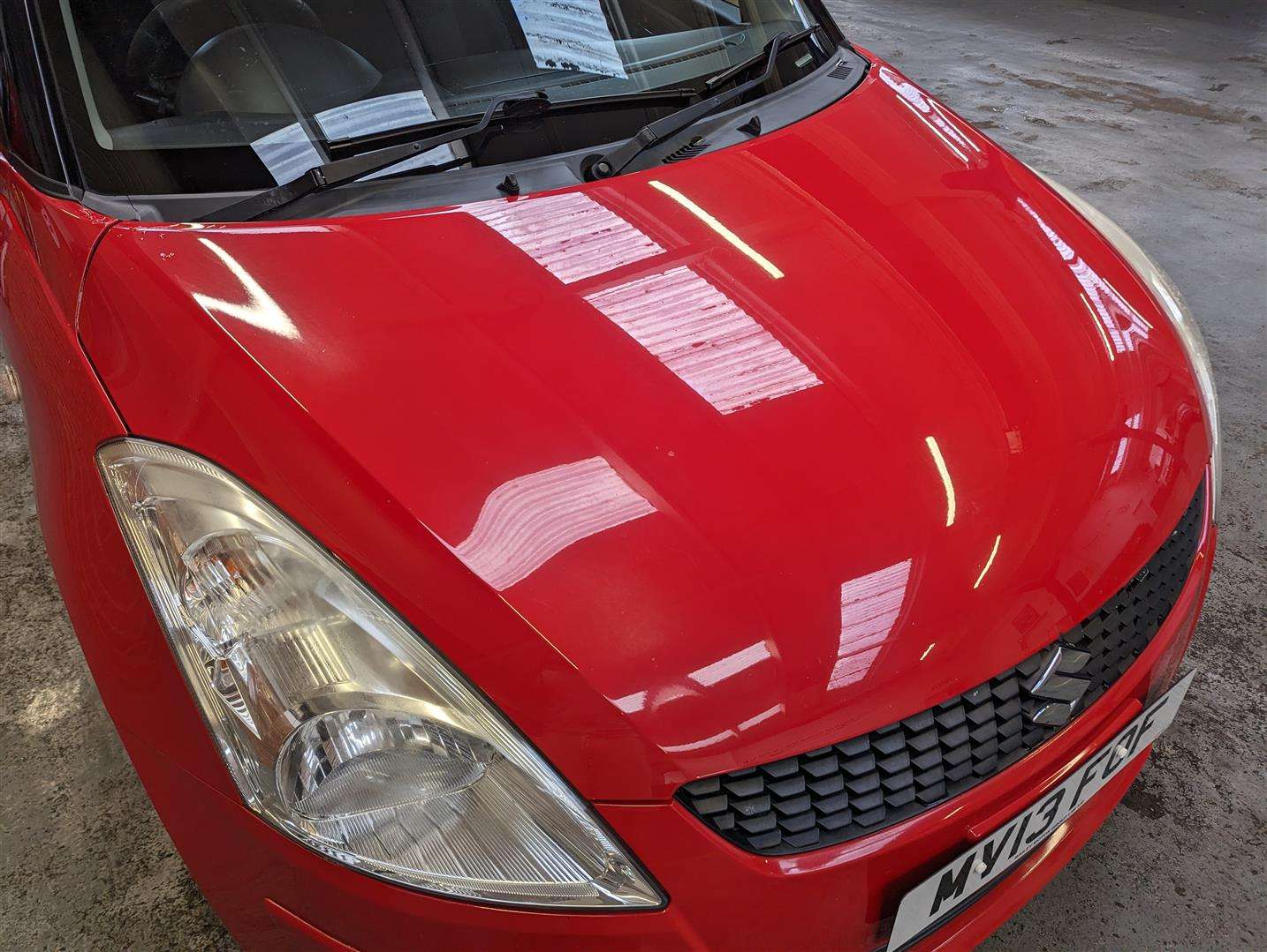 <p>2013 SUZUKI SWIFT SZ2</p>