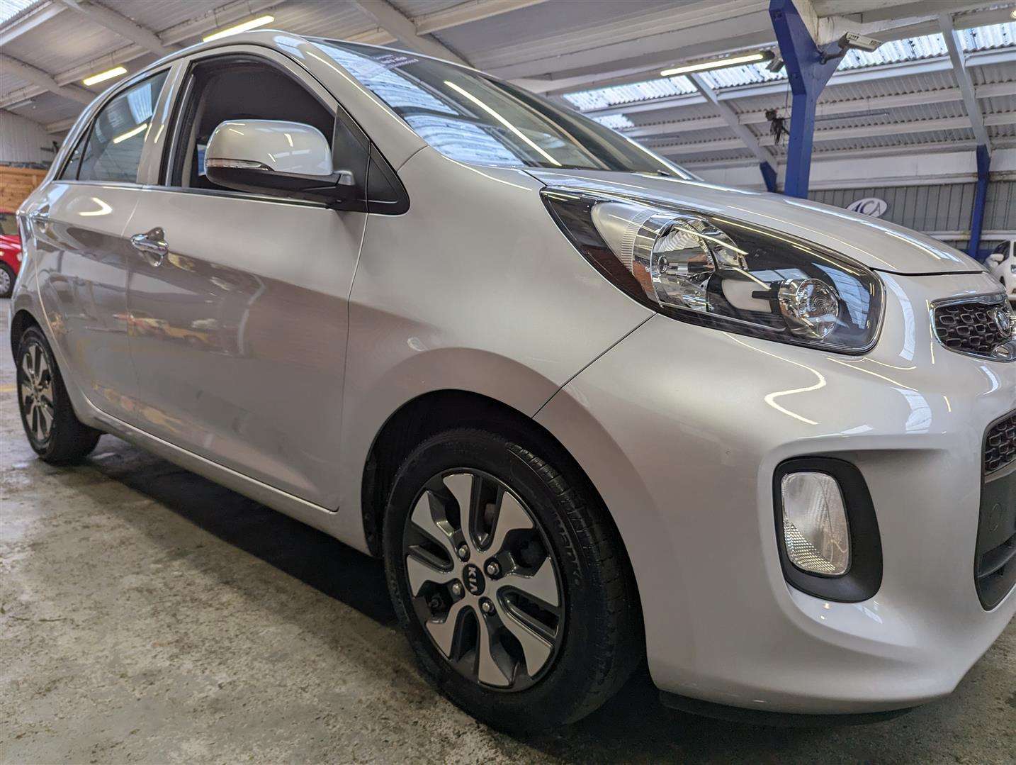 <p>2016 KIA PICANTO 2 AUTO</p>