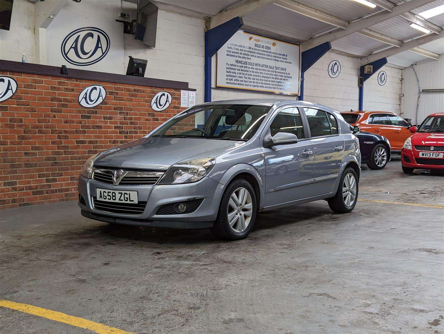 <p>2008 VAUXHALL ASTRA SXI</p>