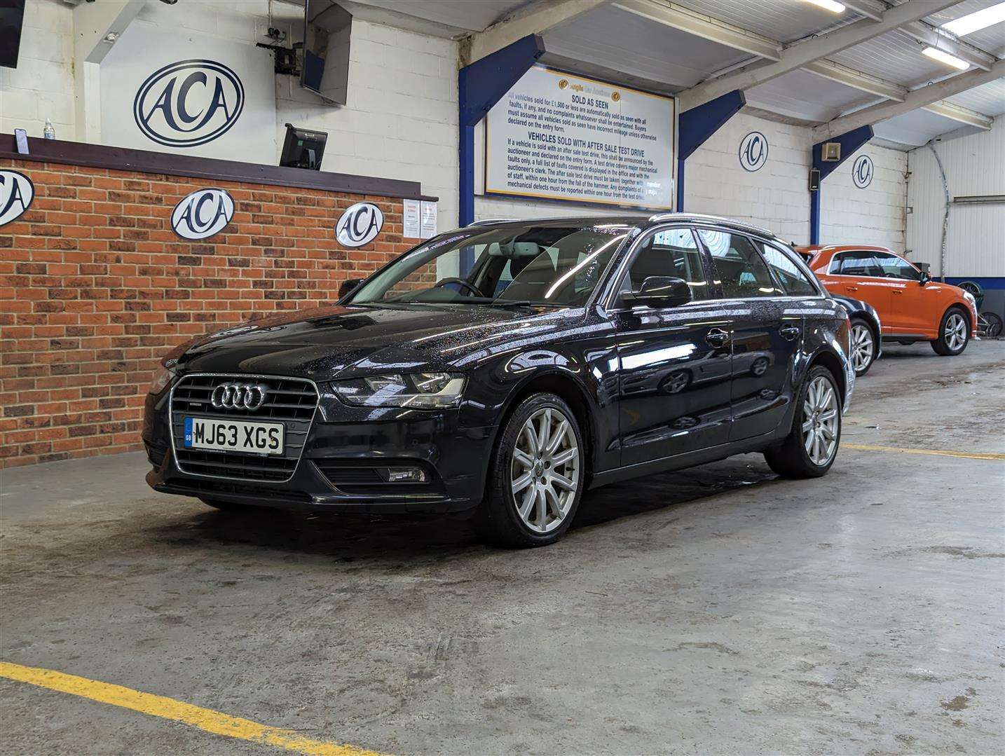 <p>2013 AUDI A4 SE TECHNIK TDI QUATTRO</p>