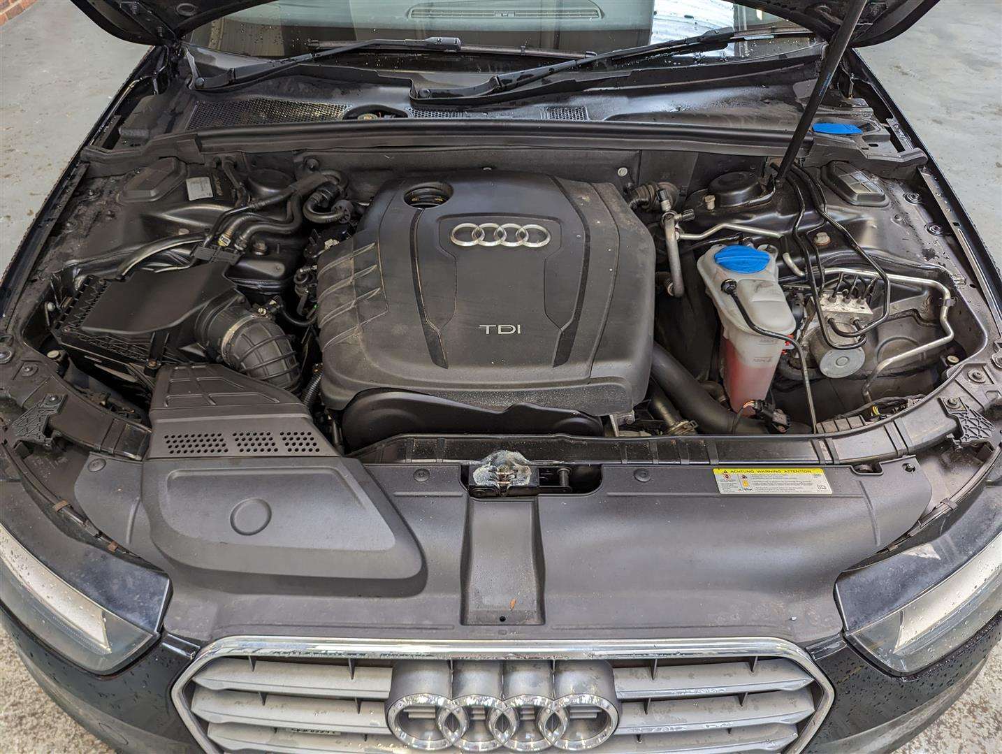 <p>2013 AUDI A4 SE TECHNIK TDI QUATTRO</p>