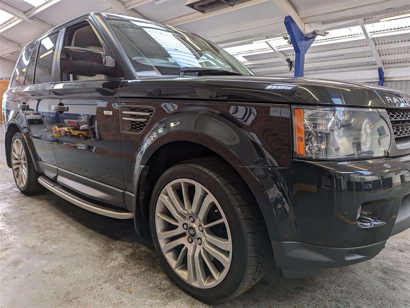 <p>2010 LAND ROVER RANGE ROVER SP HSE TDV6 AUTO</p>