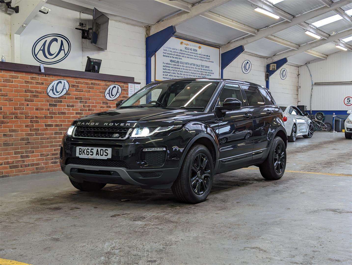 <p>2015 LAND ROVER R ROVER EVOQUE SE TECH TD</p>