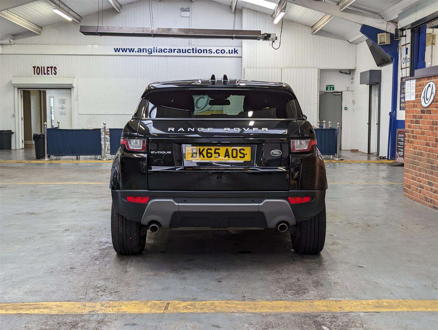 <p>2015 LAND ROVER R ROVER EVOQUE SE TECH TD</p>