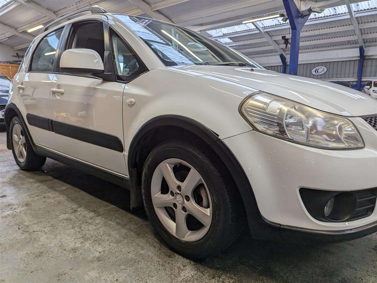 <p>2008 SUZUKI SX4 GLX</p>