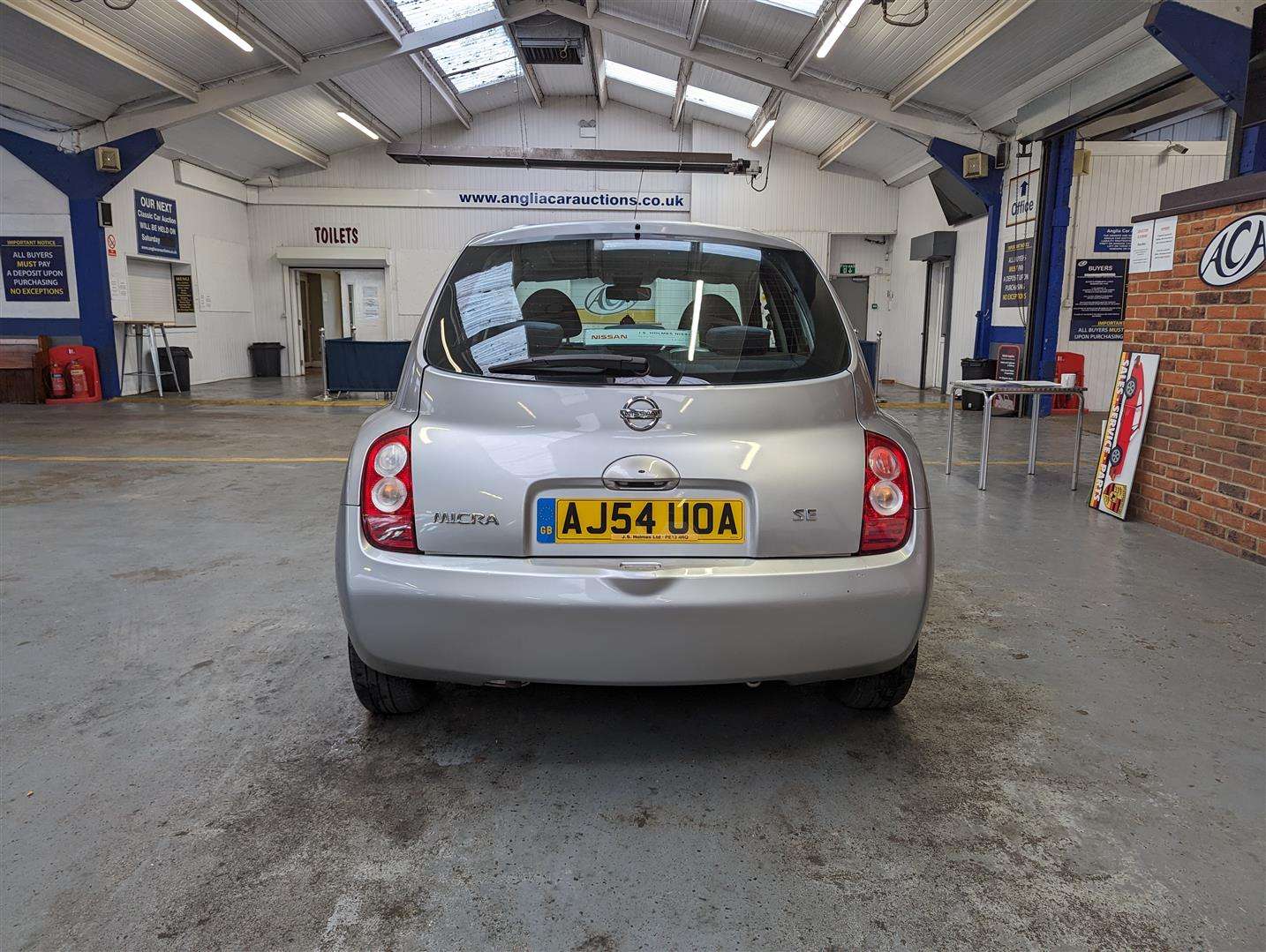 <p>2005 NISSAN MICRA SE</p>