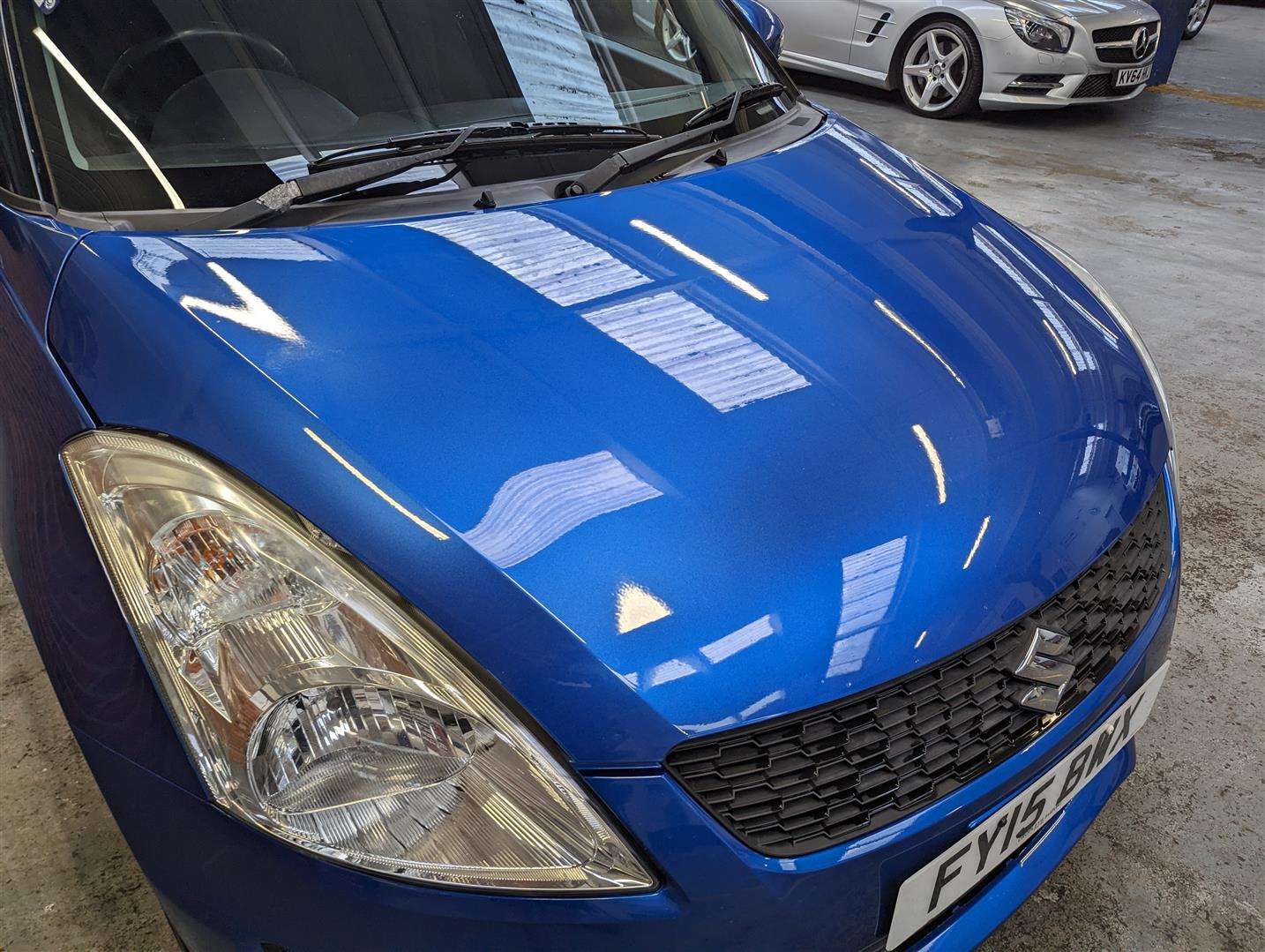 <p>2015 SUZUKI SWIFT SZ4</p>