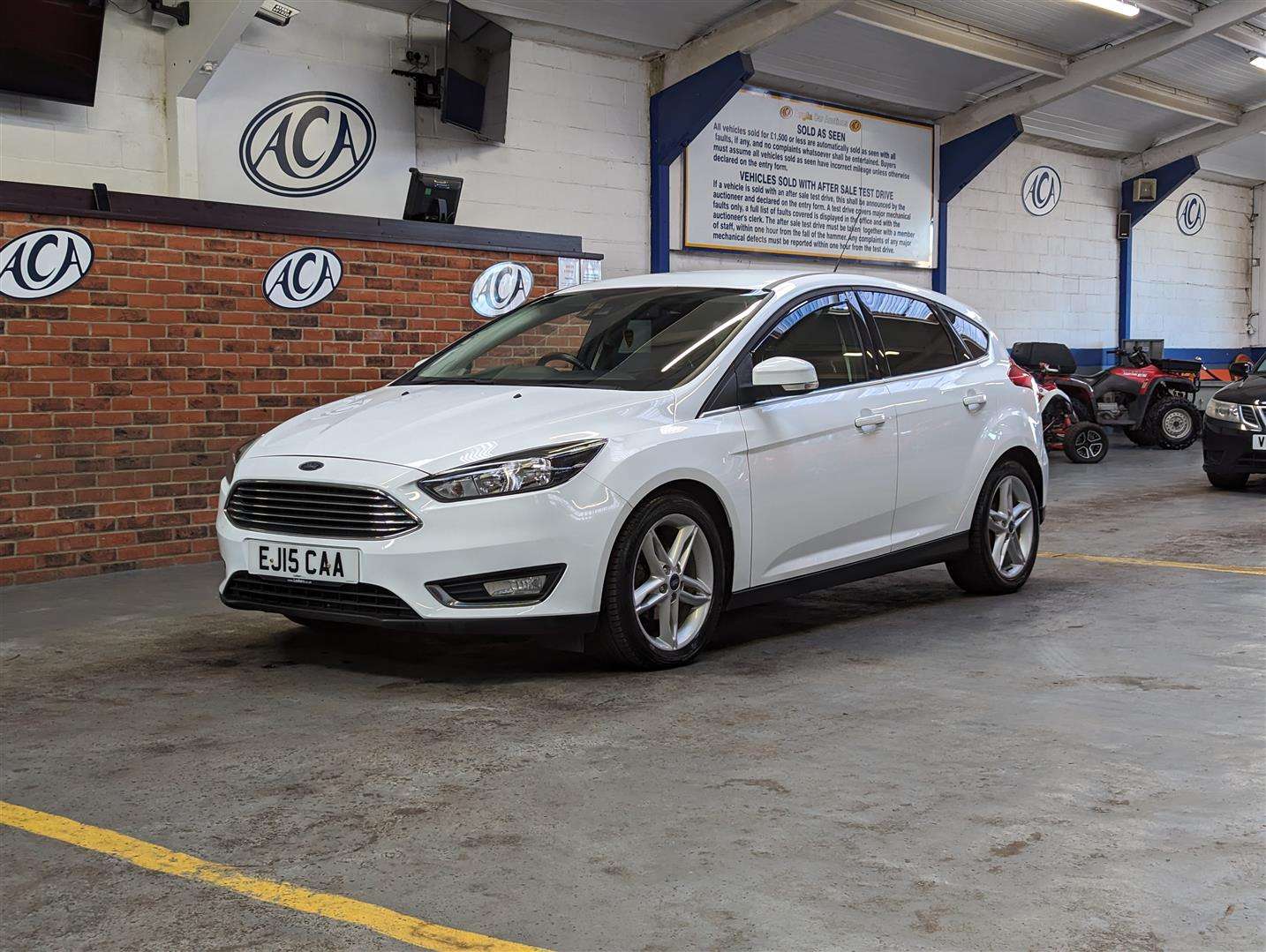 <p>2015 FORD FOCUS **SOLD</p>