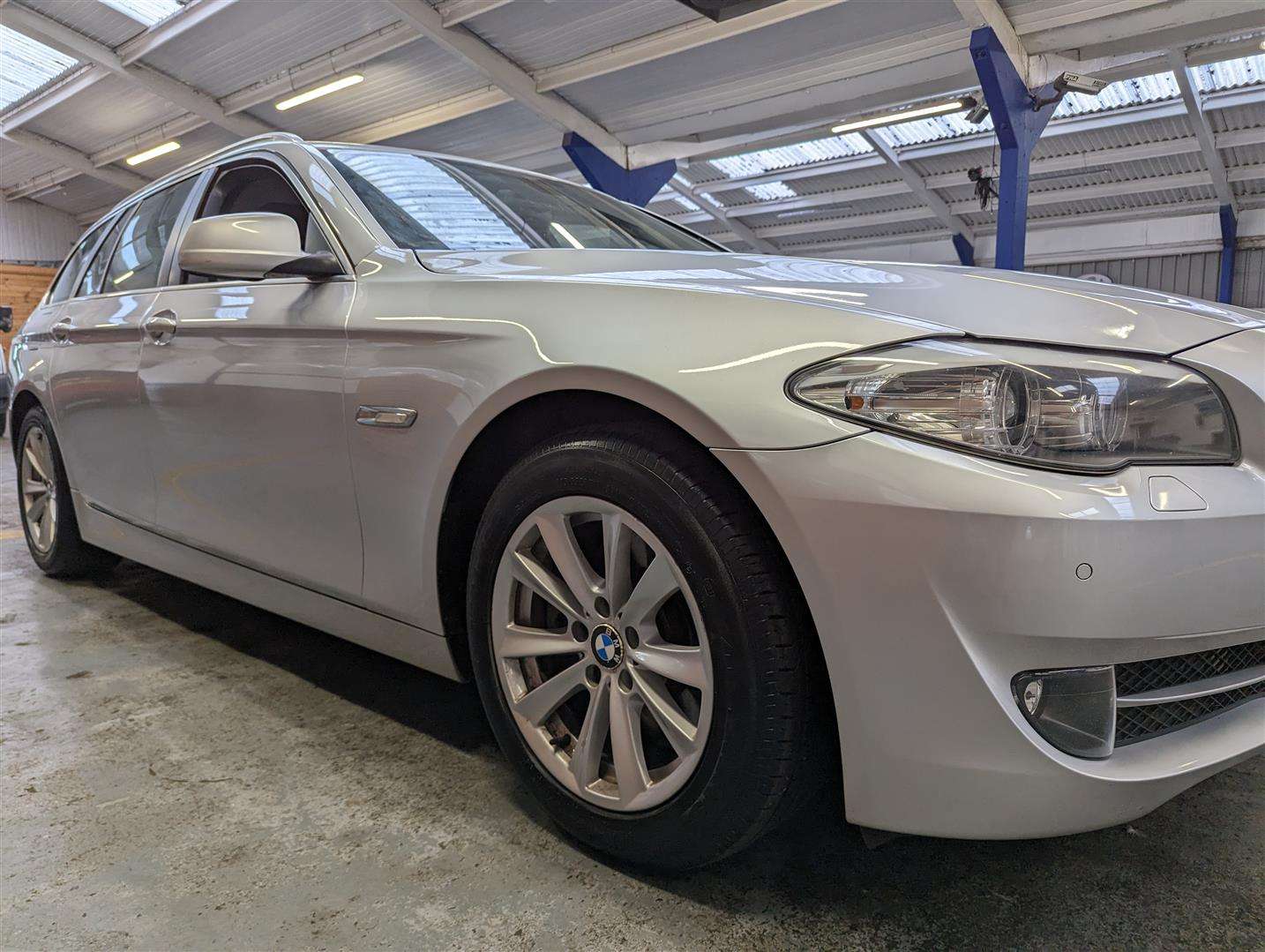 <p>2013 BMW 520D SE AUTO</p>