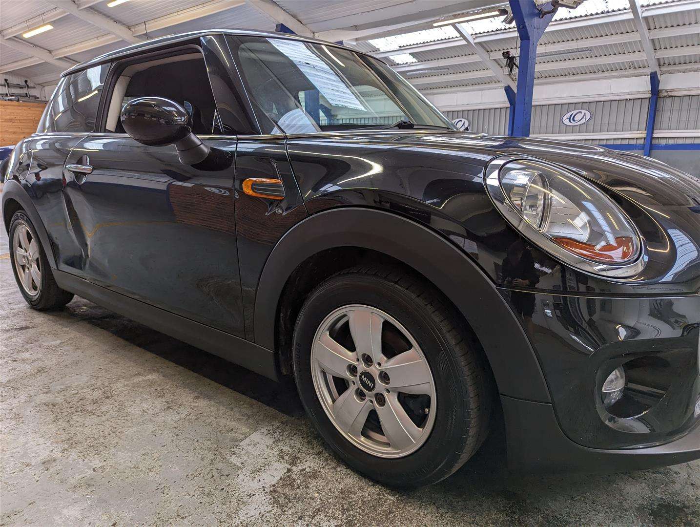 <p>2015 MINI COOPER **SOLD</p>