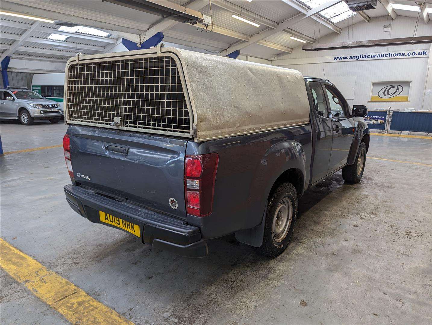 <p>2019 ISUZU D-MAX **SOLD</p>