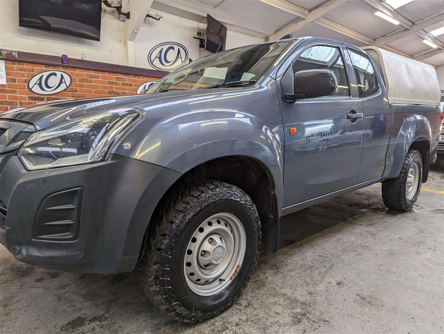 <p>2019 ISUZU D-MAX</p>