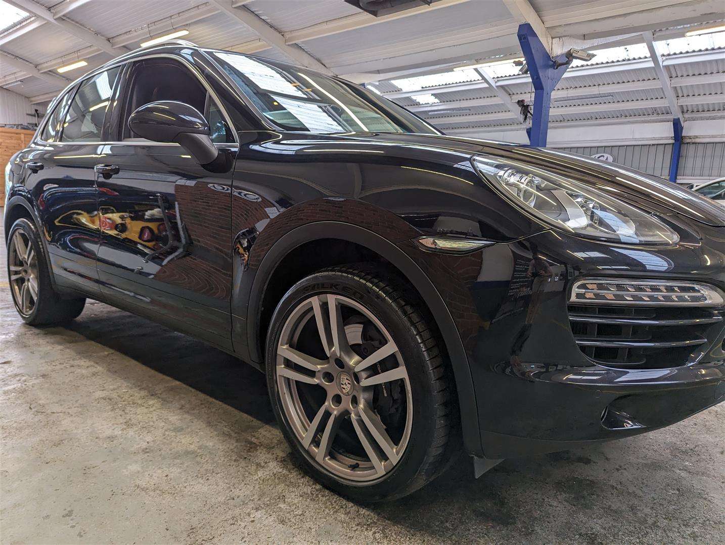 <p>2012 PORSCHE CAYENNE V6 D TIPTRONIC</p>