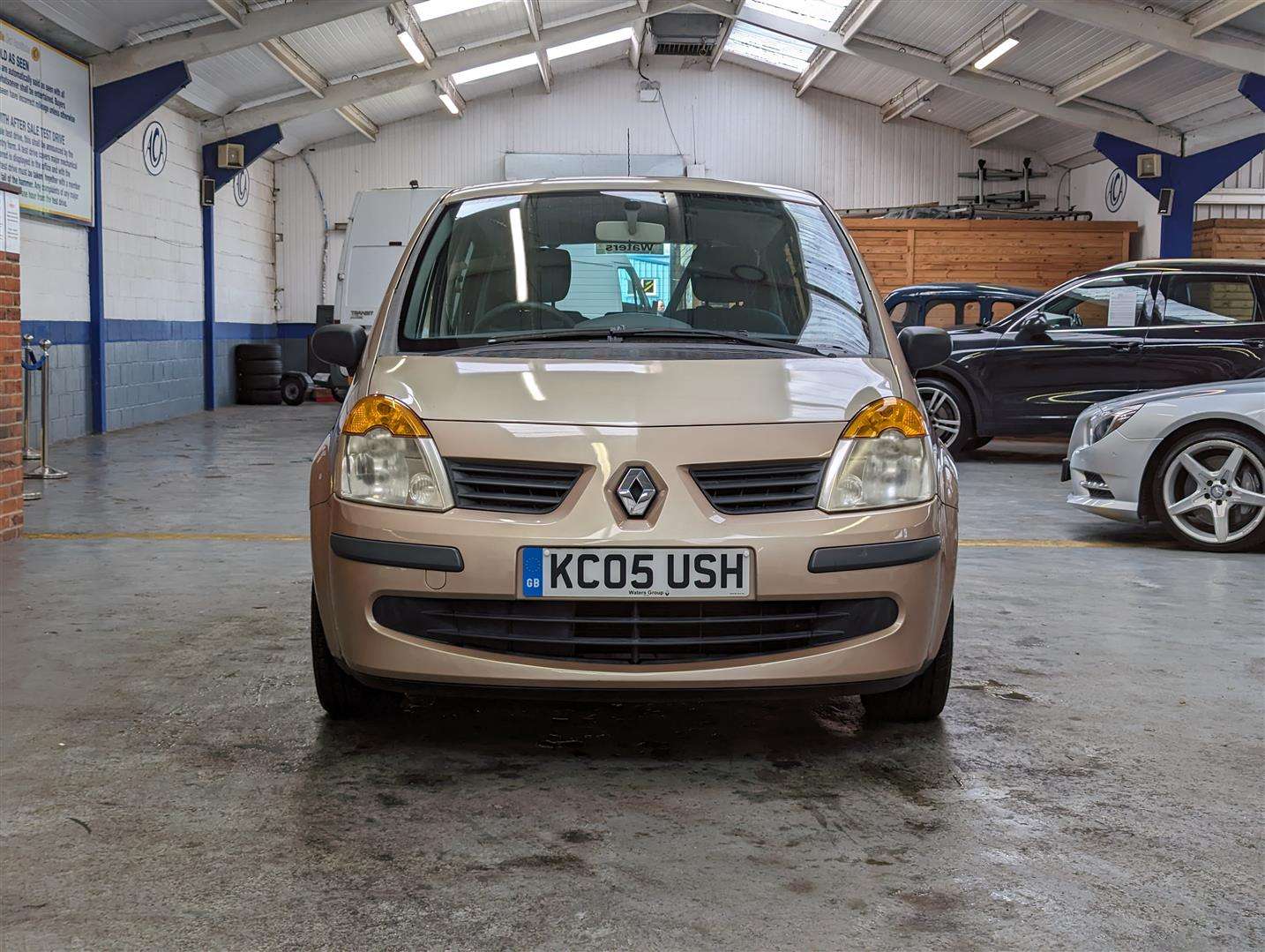 <p>2005 RENAULT MODUS EXPRESSION 16V</p>