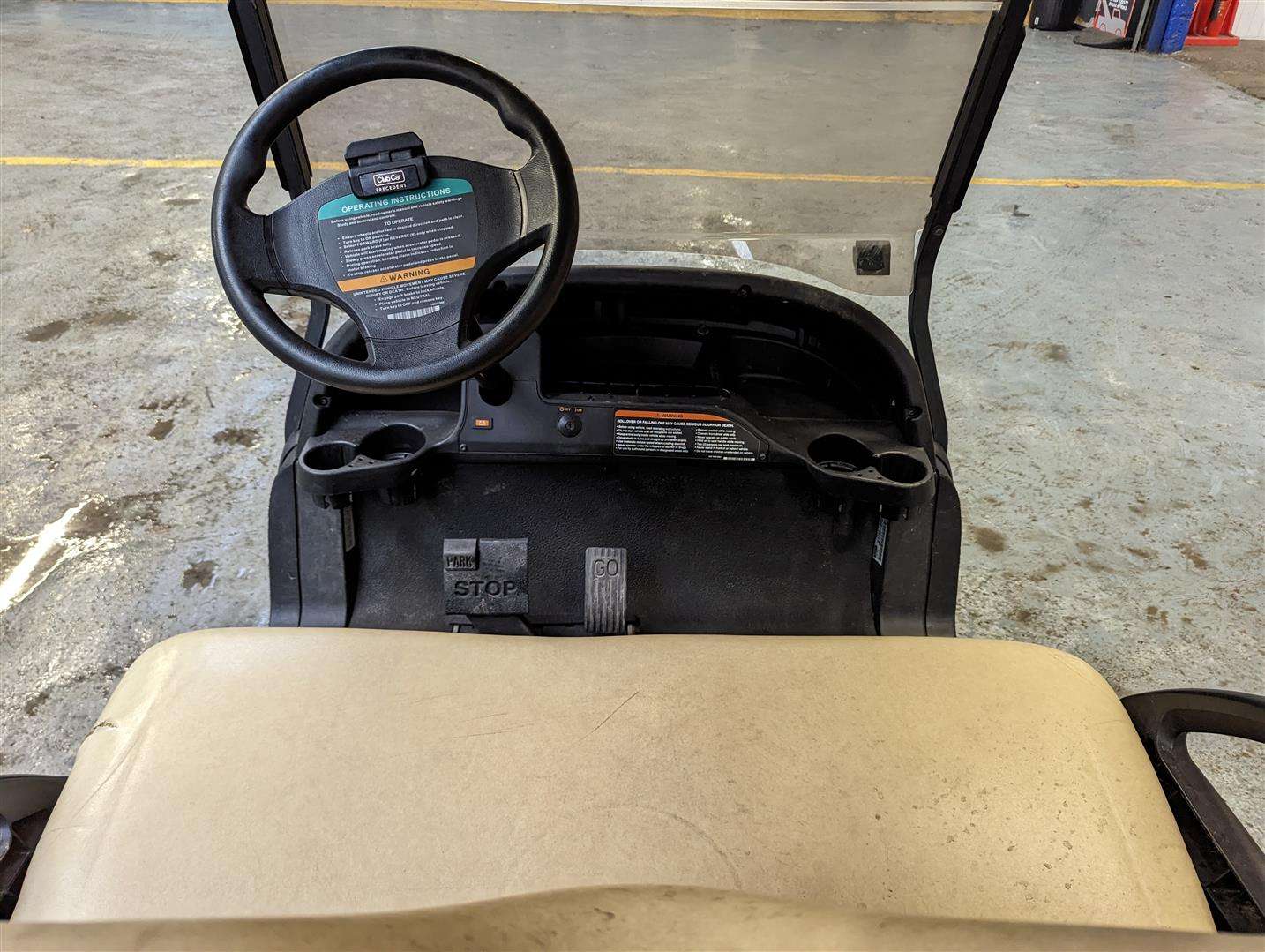 <p>GOLF BUGGY</p>