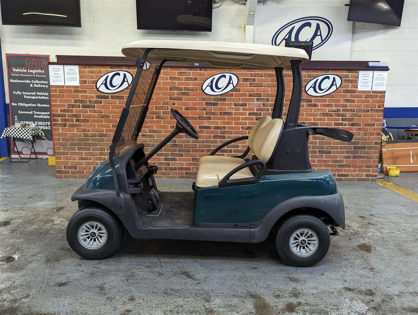 <p>GOLF BUGGY</p>