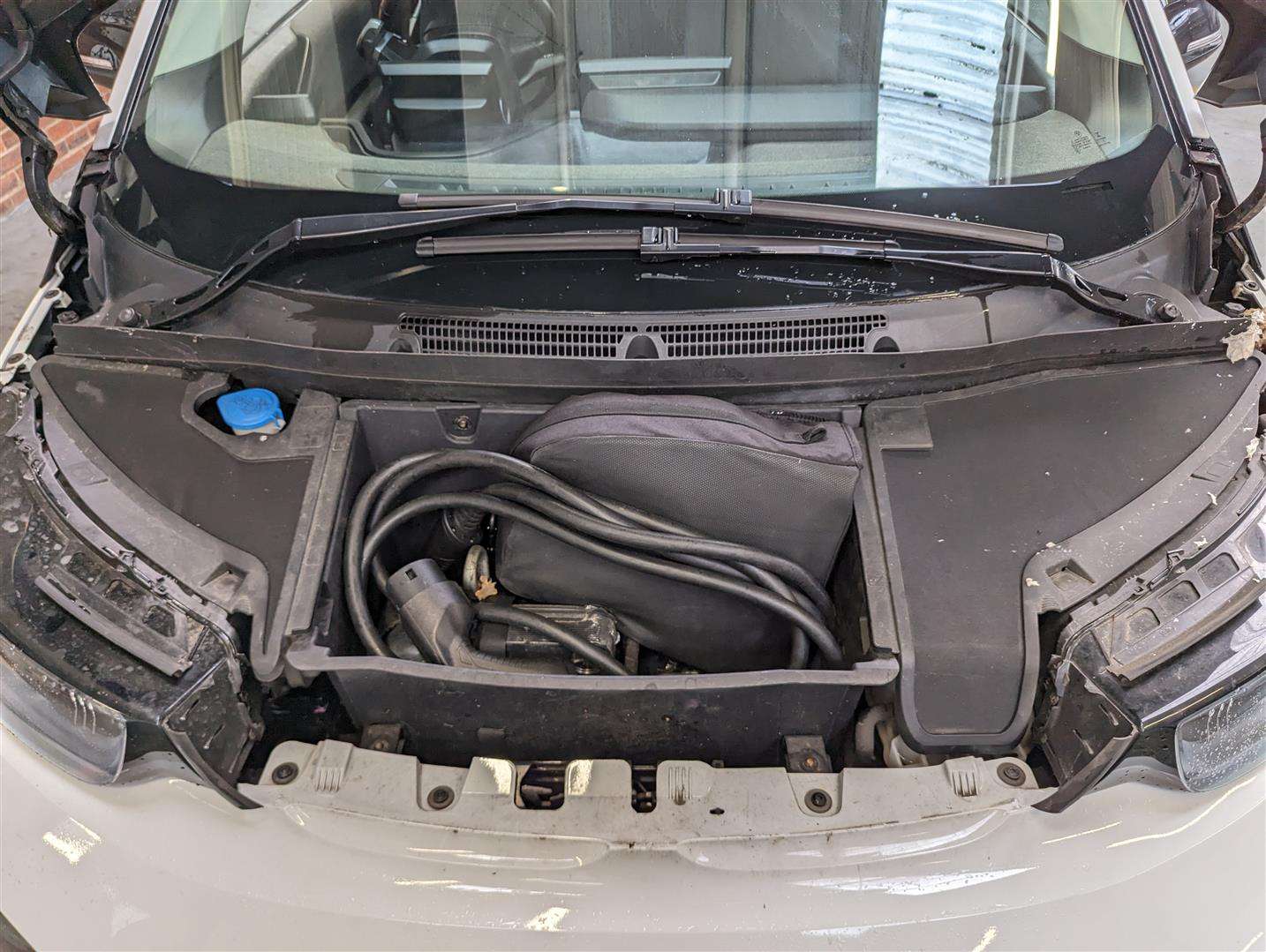 <p>2017 BMW I3 RANGE EXTENDER</p>