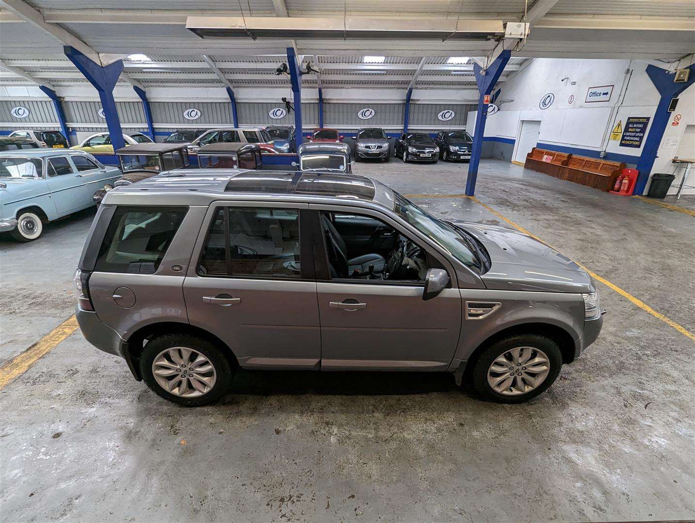 <p>2013 LAND ROVER FREELANDER HSE SD4 AUTO</p>