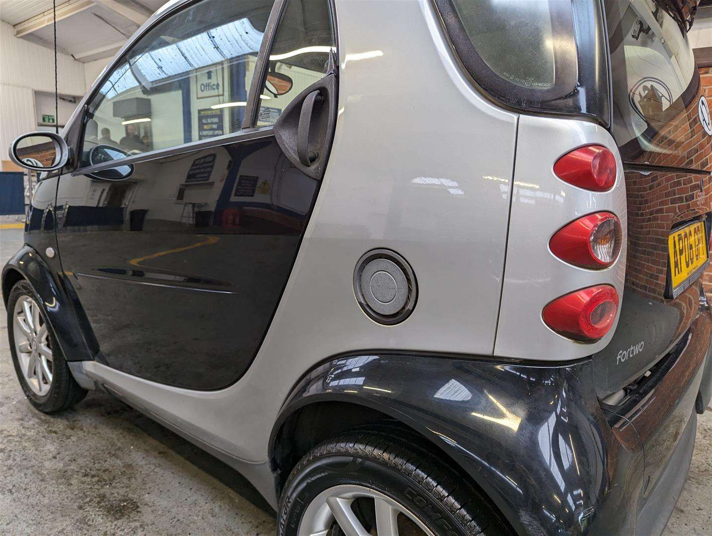 <p>2006 SMART CITY PASSION 61 AUTO</p>