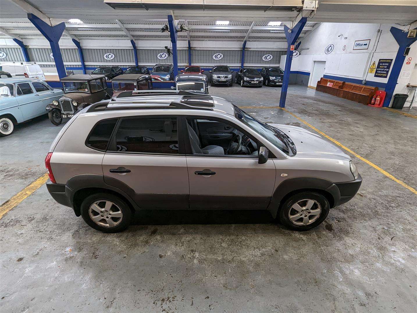 <p>2005 HYUNDAI TUCSON CRTD GSI AUTO</p>