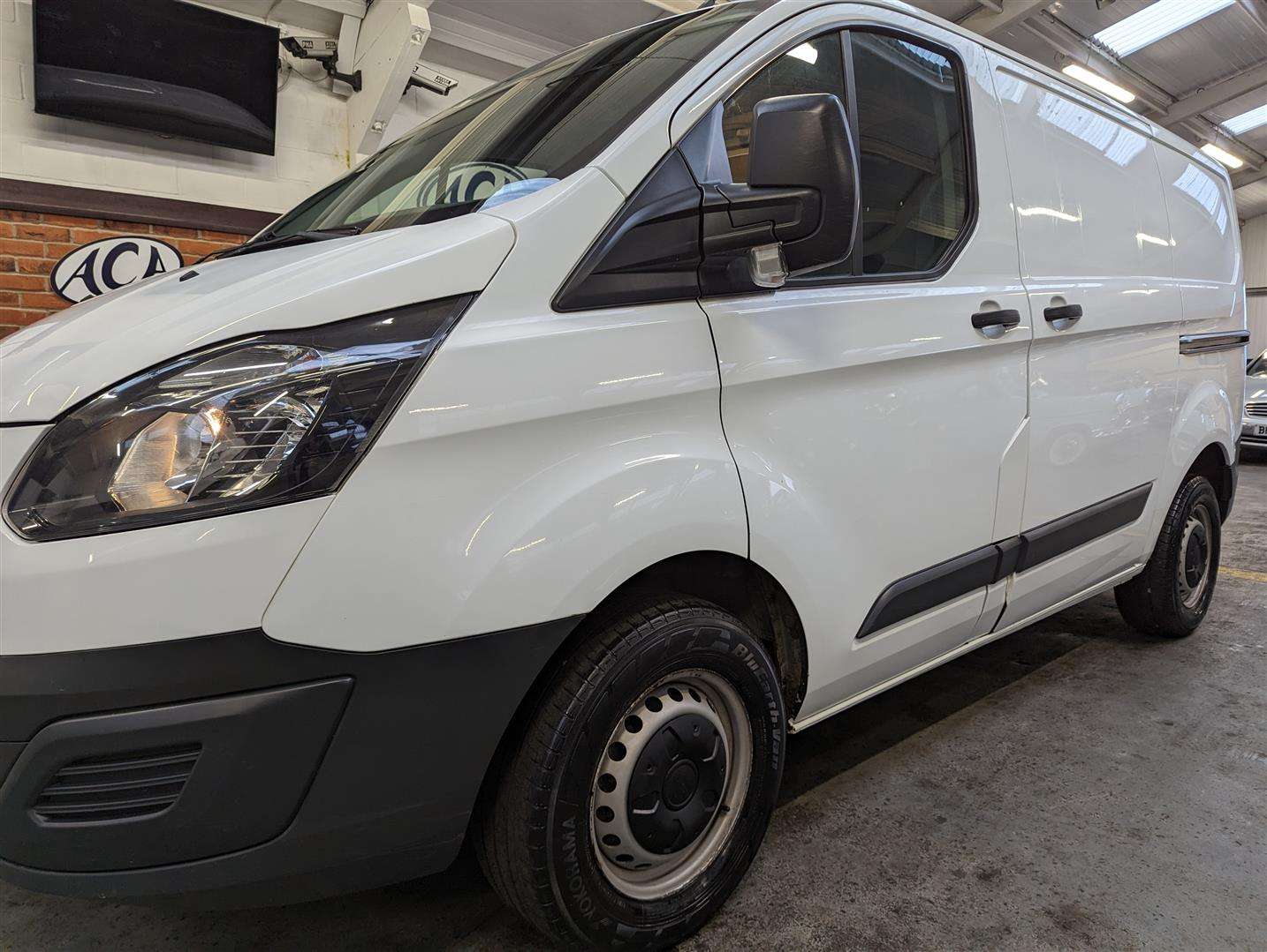 <p>2017 FORD TRANSIT CUSTOM 290</p>