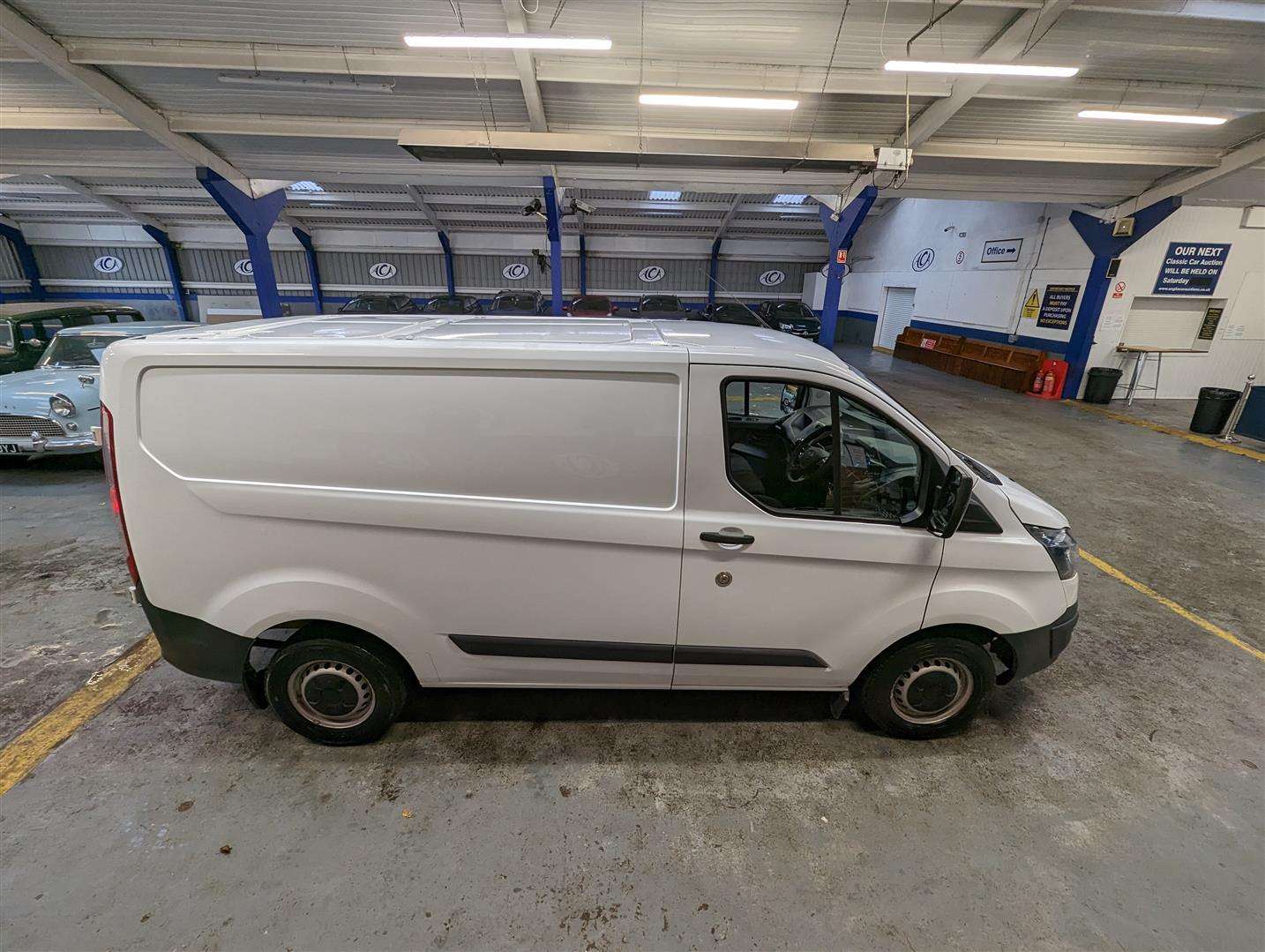 <p>2017 FORD TRANSIT CUSTOM 290</p>