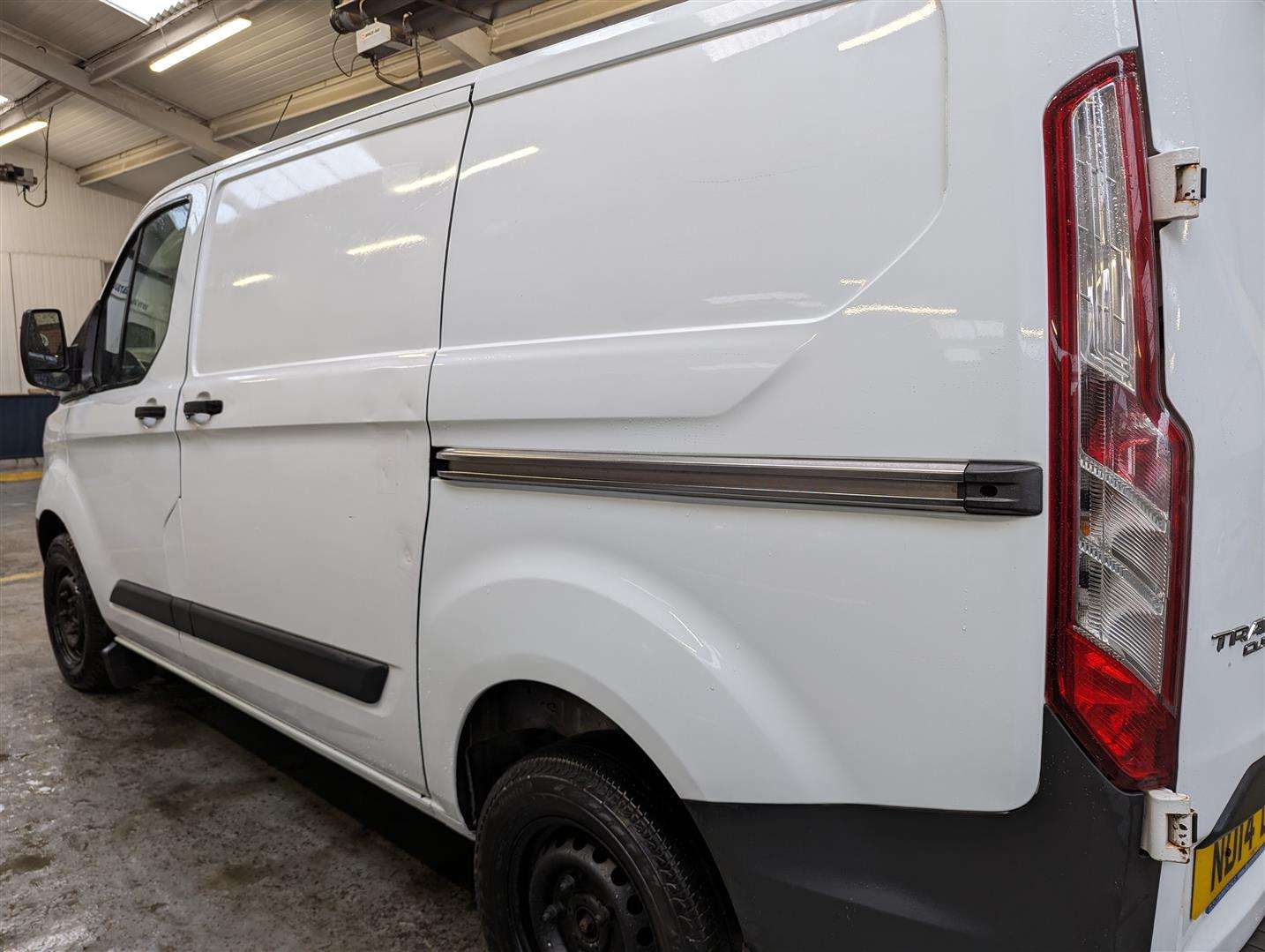 <p>2014 FORD TRANSIT CUSTOM 290 ECO-TE</p>