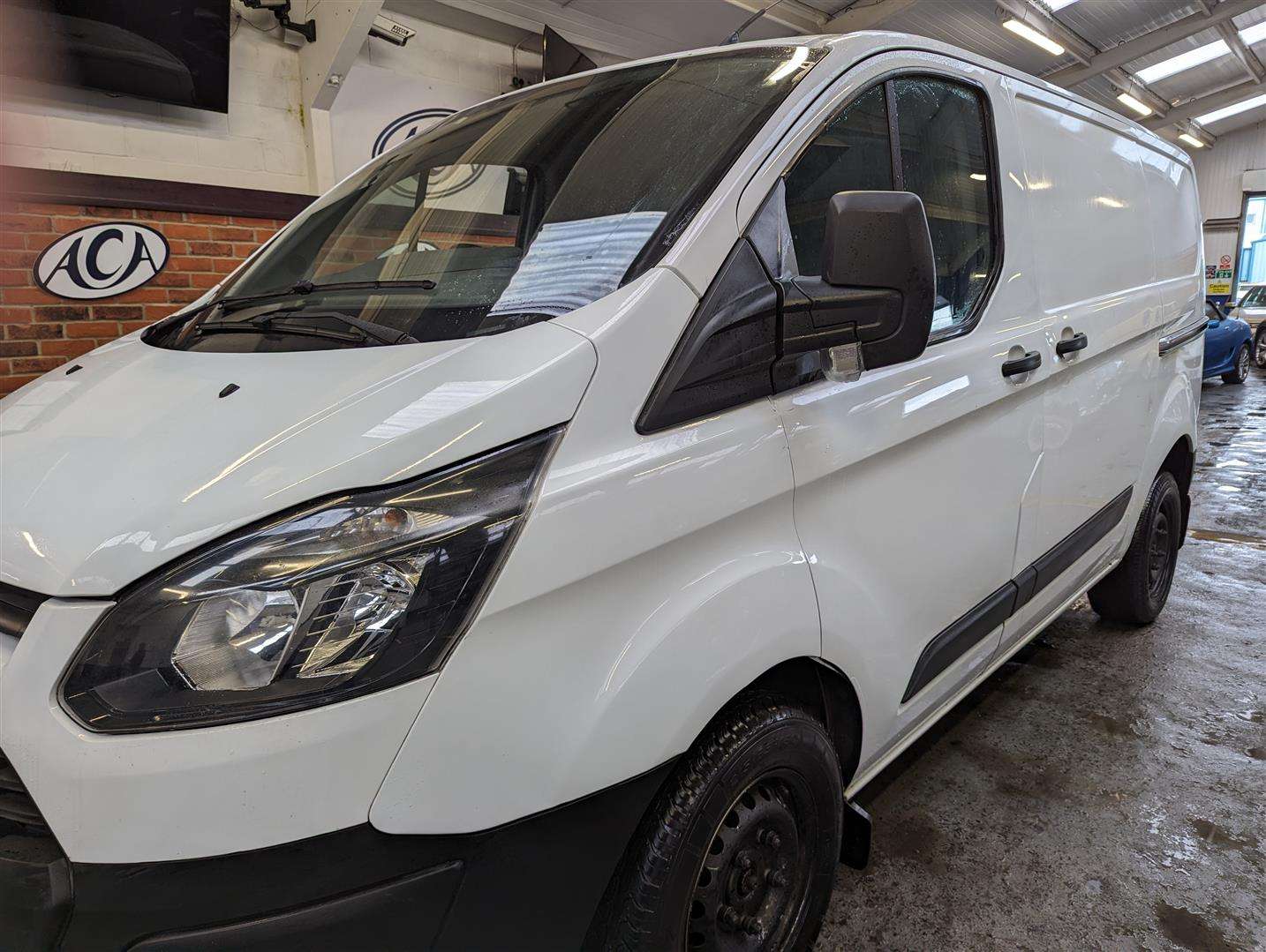 <p>2014 FORD TRANSIT CUSTOM 290 ECO-TE</p>