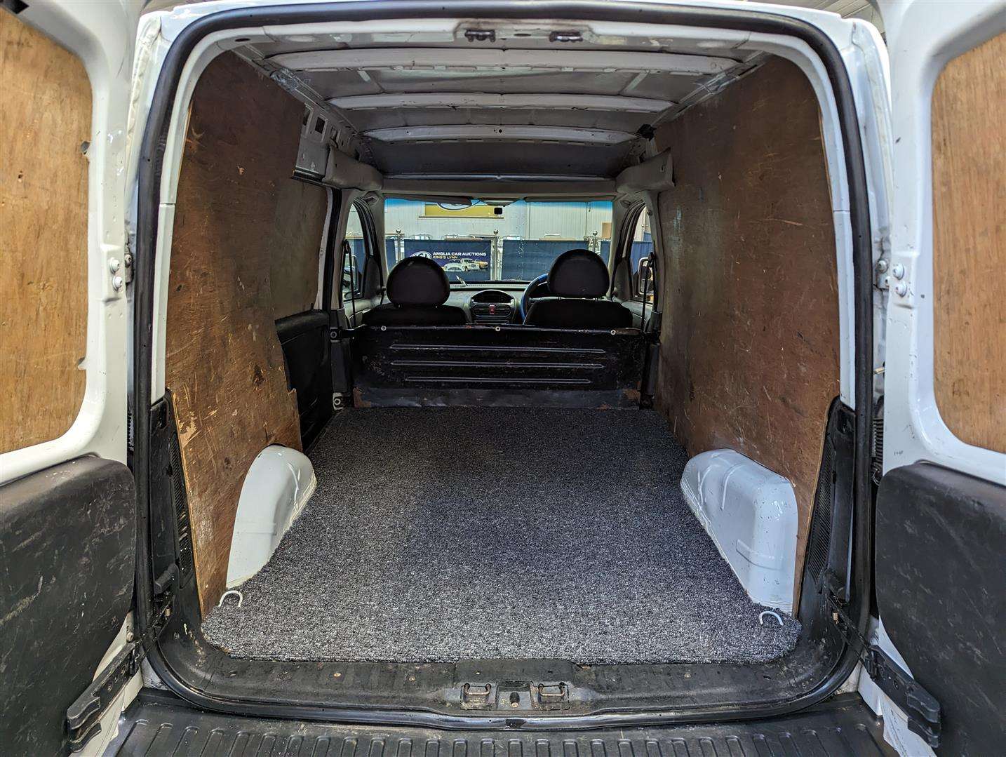 <p>2012 VAUXHALL COMBO 1700 SE CDTI</p>