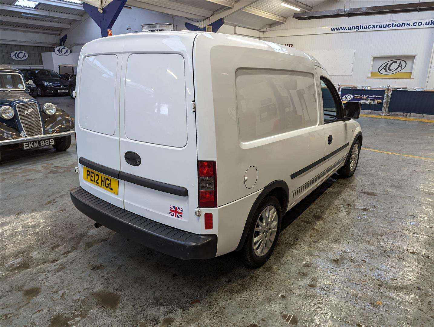 <p>2012 VAUXHALL COMBO 1700 SE CDTI</p>