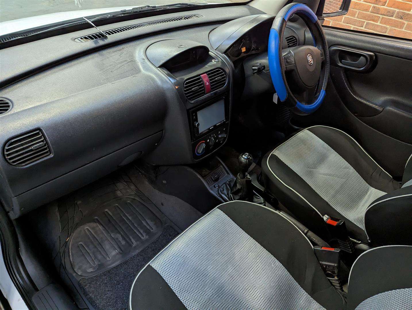 <p>2012 VAUXHALL COMBO 1700 SE CDTI</p>