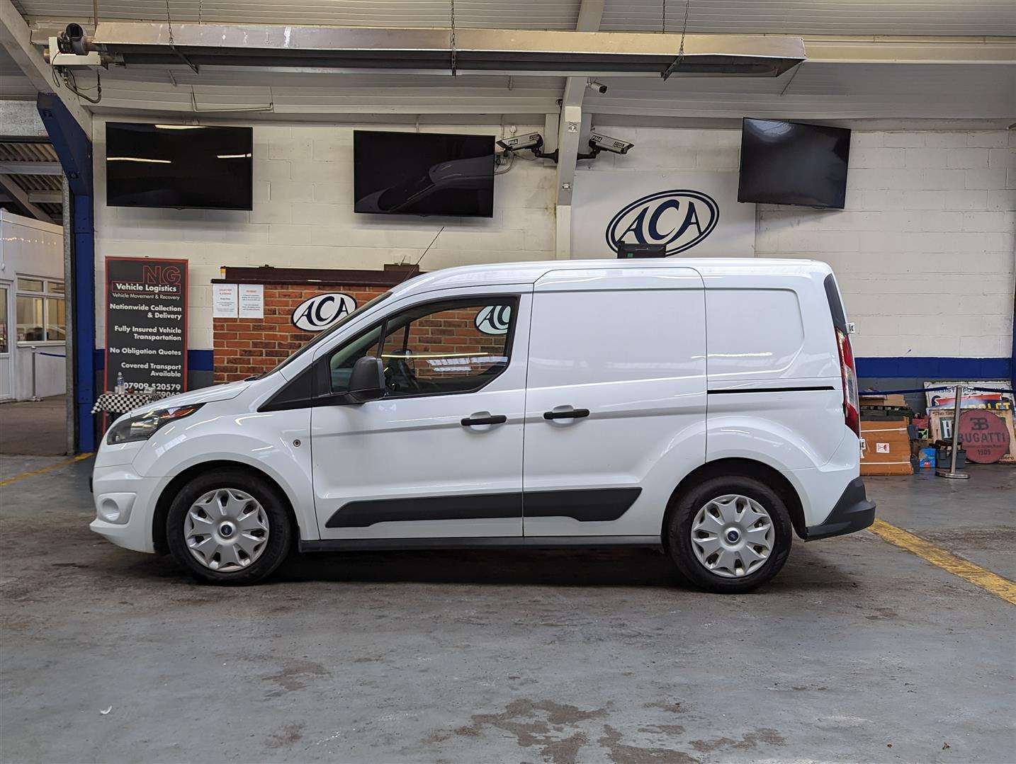 <p>2017 FORD TRANSIT CONNECT **SOLD</p>