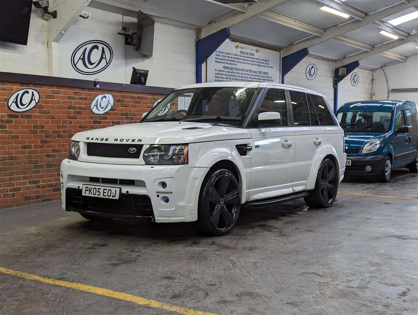 <p>2005 LAND ROVER RANGEROVER SPT TDV6 HSE AUTO</p>