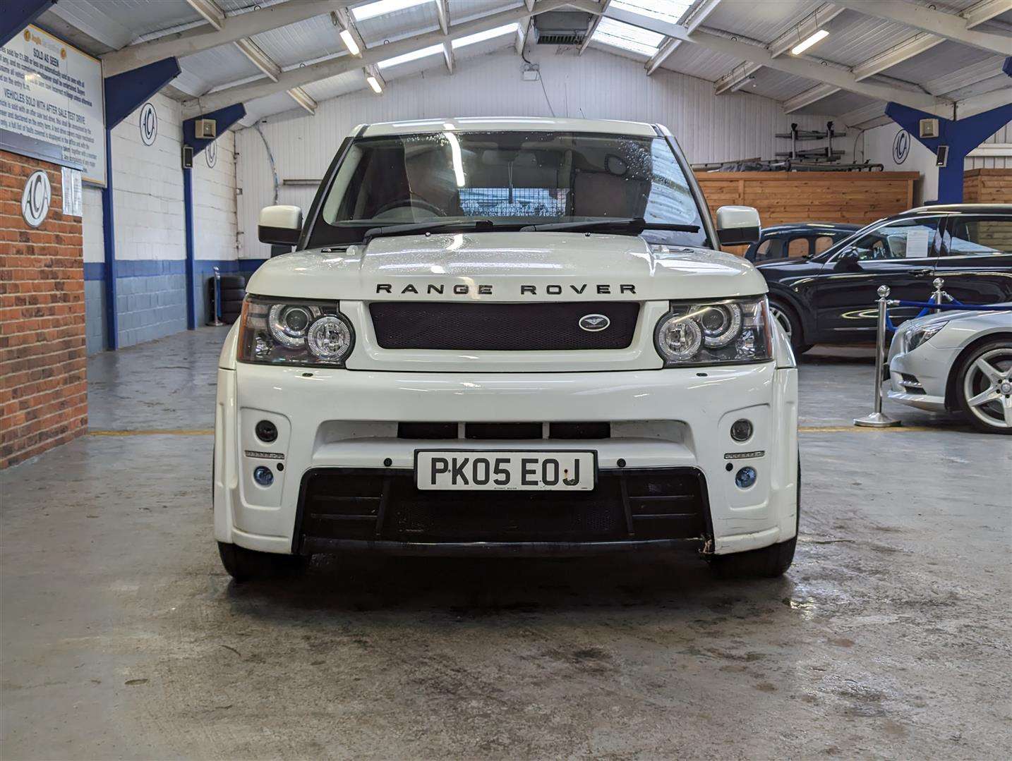 <p>2005 LAND ROVER RANGEROVER SPT TDV6 HSE AUTO</p>