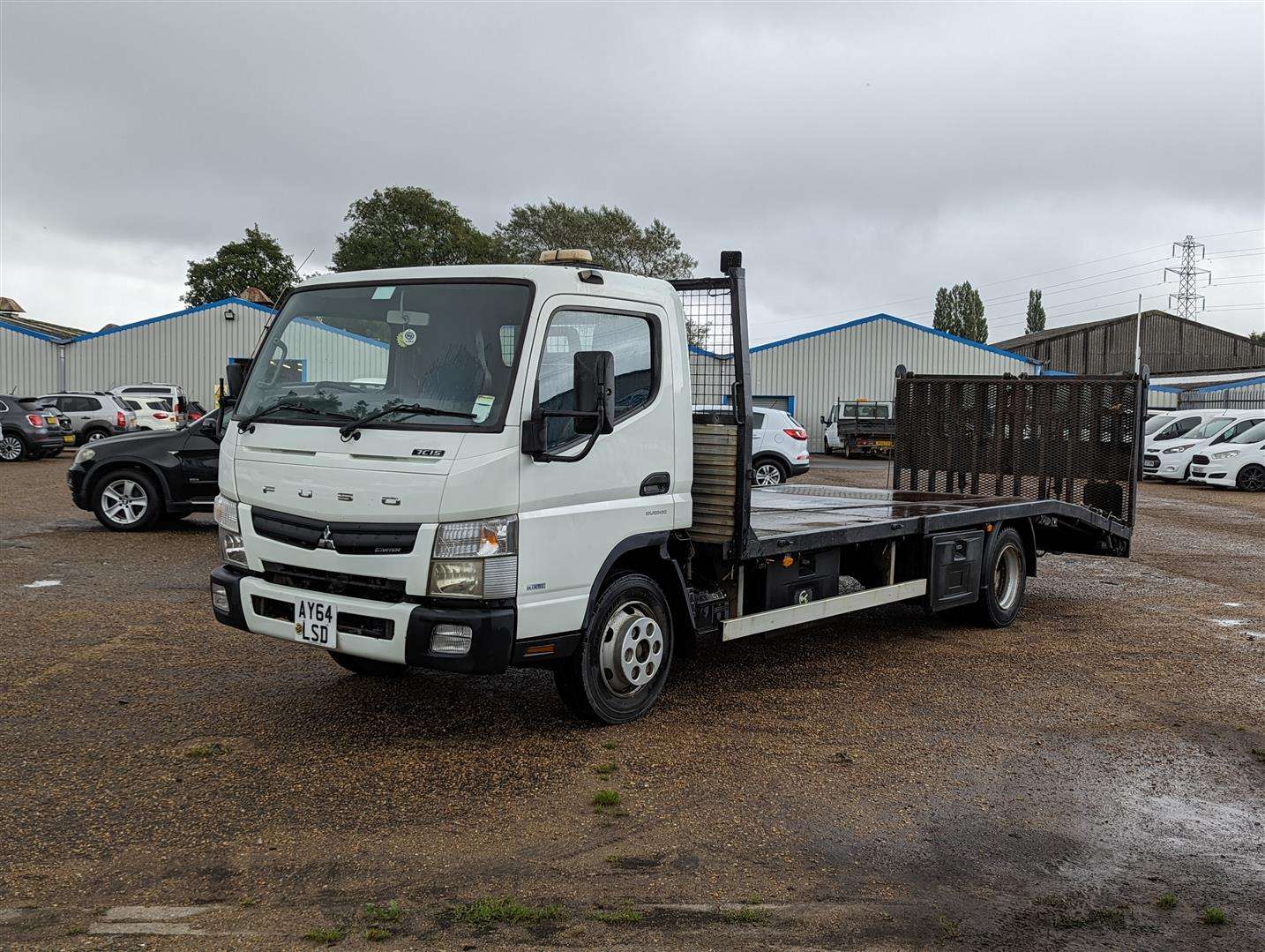 <p>2014 MITSUBISHI FUSO CANTER 7C15 43 LOW LOADER</p>