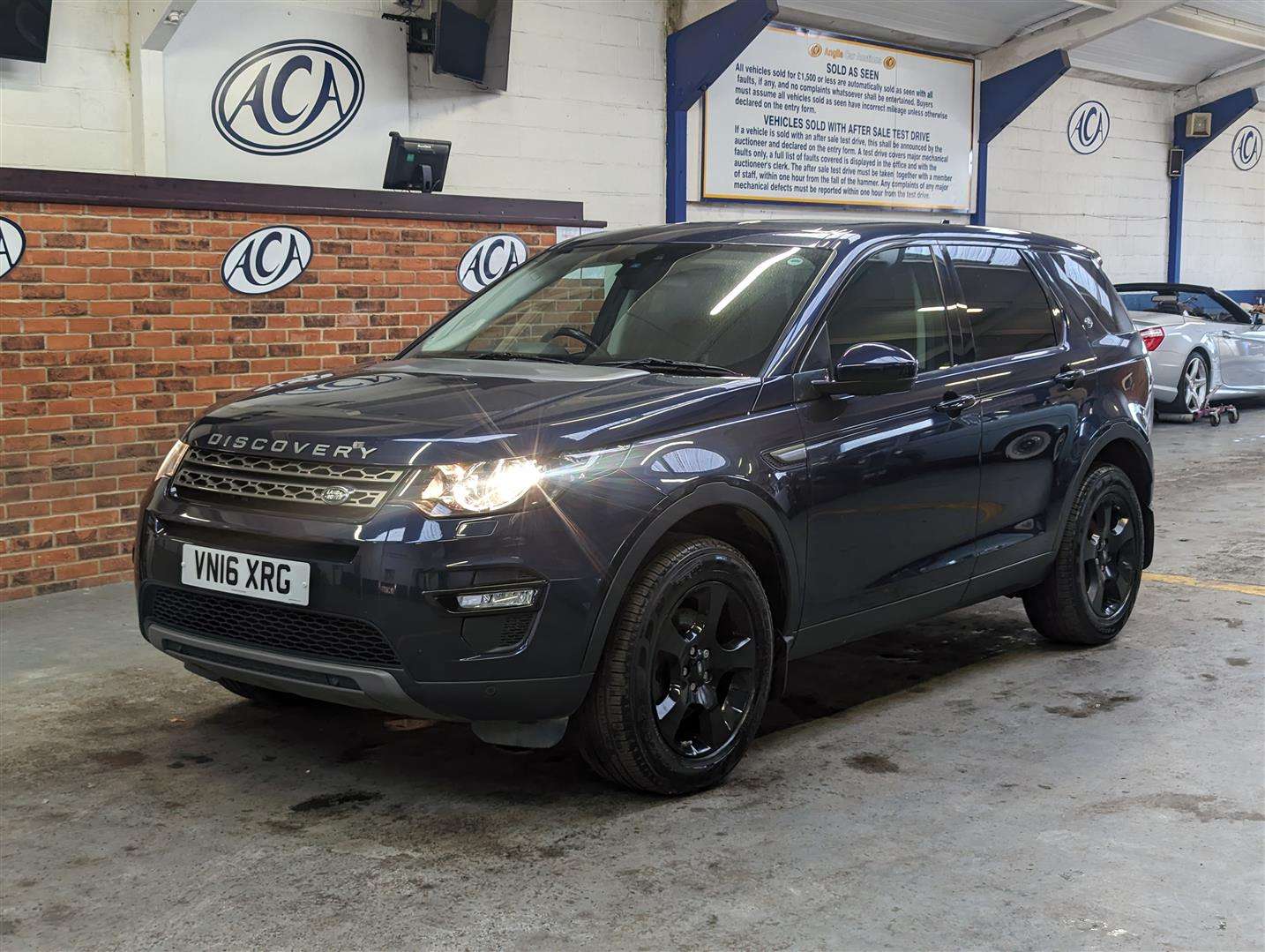 <p>2016 LAND ROVER DISCOVERY SPORT SE TECH T</p>