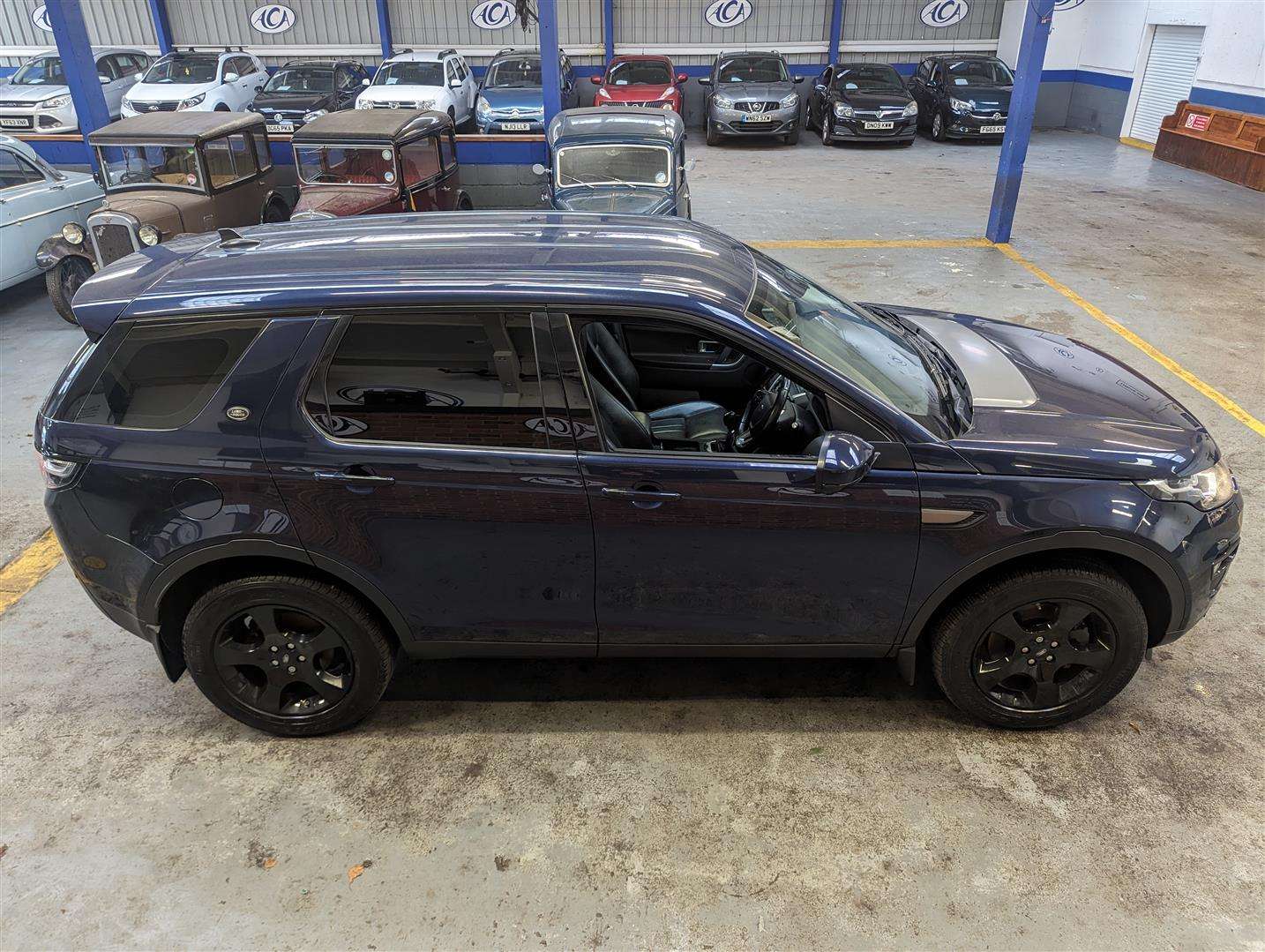 <p>2016 LAND ROVER DISCOVERY SPORT SE TECH T</p>