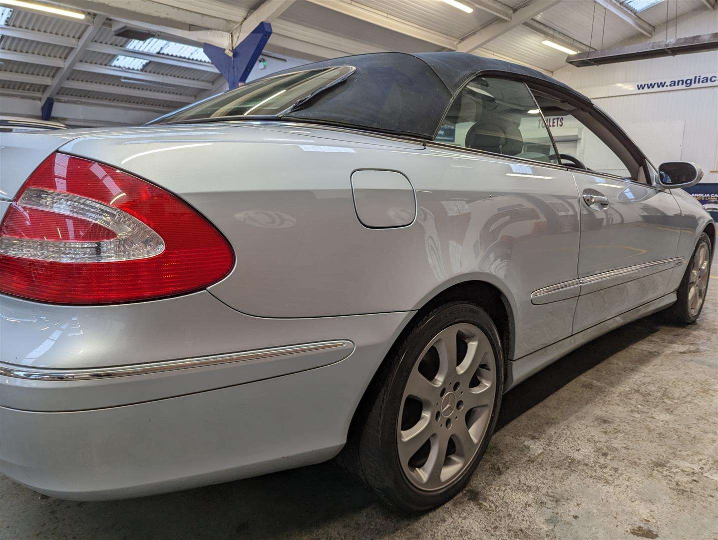 <p>2004 MERCEDES CLK 320 ELEGANCE AUTO</p>