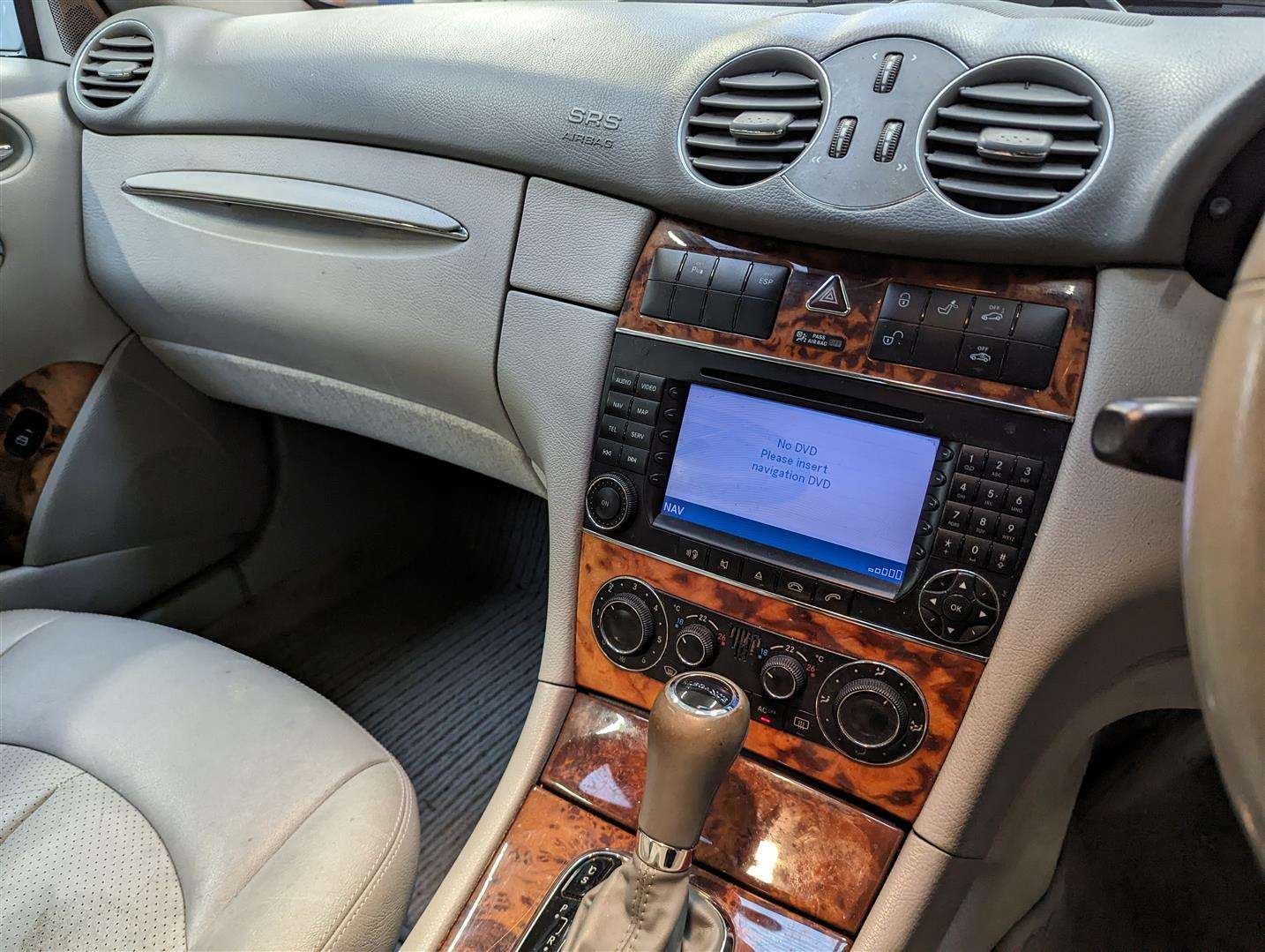 <p>2004 MERCEDES CLK 320 ELEGANCE AUTO</p>