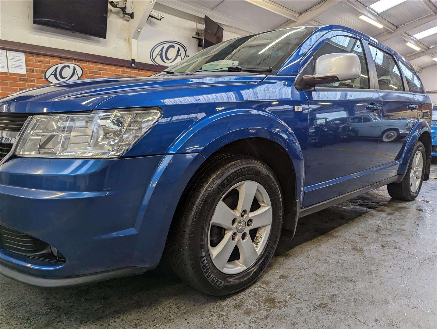 <p>2009 DODGE (USA) JOURNEY SXT CRD</p>