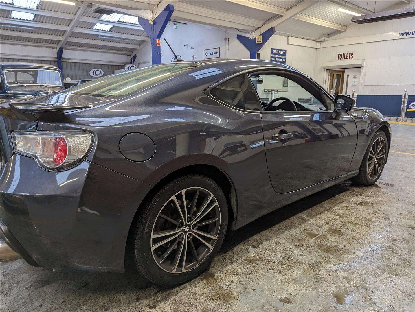 <p>2012 TOYOTA GT86 D-4S</p>