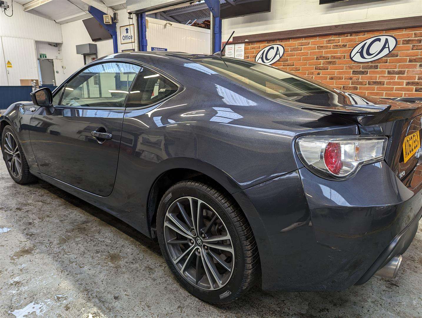 <p>2012 TOYOTA GT86 D-4S</p>