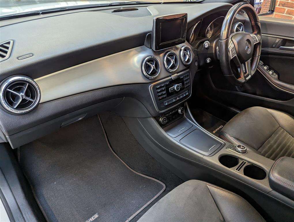 <p>2013 MERCEDES-BENZ CLA220 AMG SPORT CDI AUTO</p>