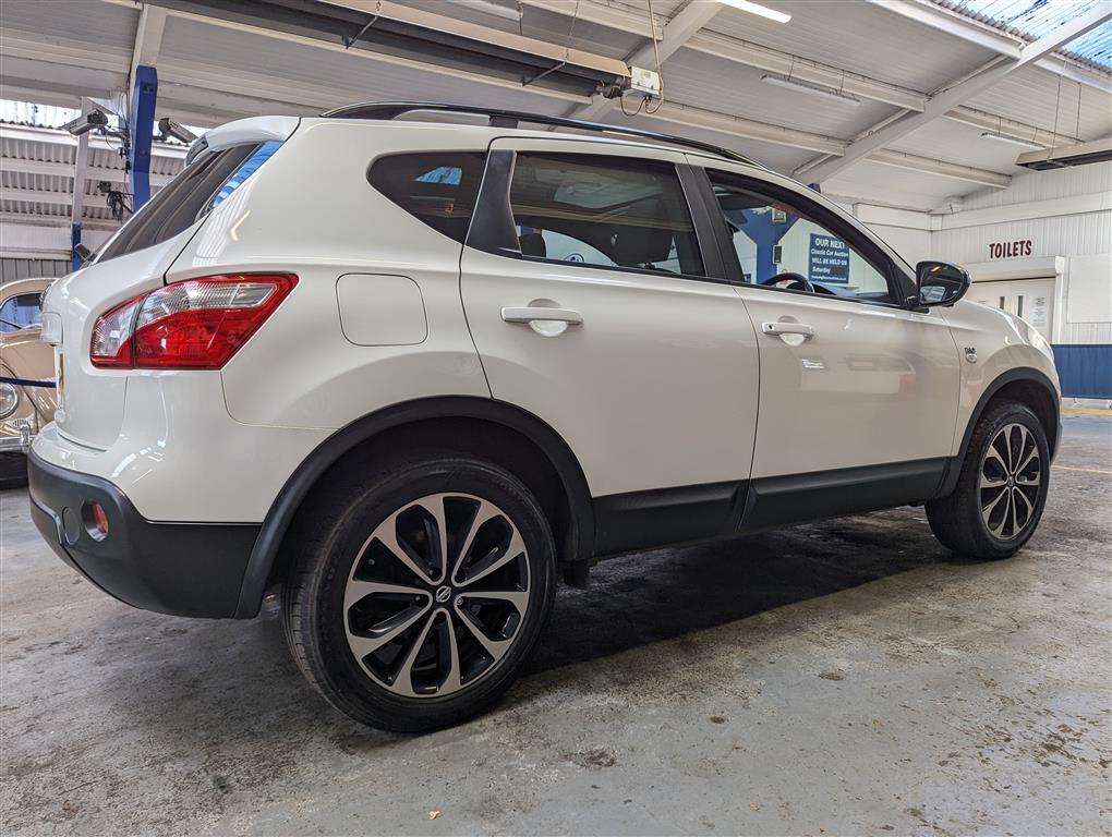 <p>2013 NISSAN QASHQAI 360</p>