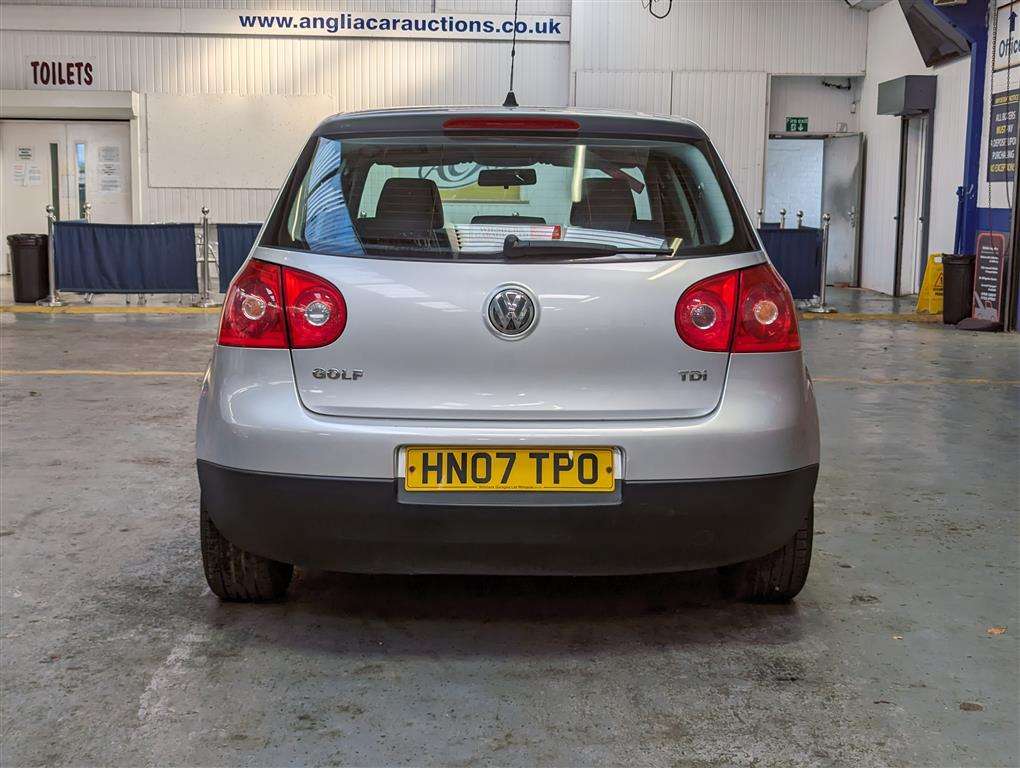 <p>2007 VOLKSWAGEN GOLF TDI SPORT</p>