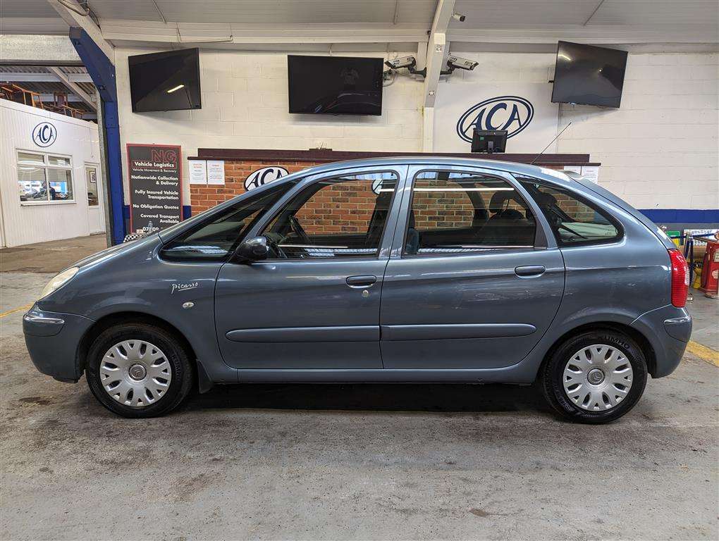 <p>2008 CITROEN XSARA PICASSO DESIRE 16V</p>